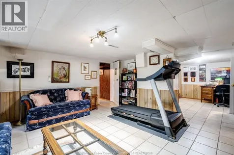 1570 Road 3 East Kingsville ON N9Y 2E5