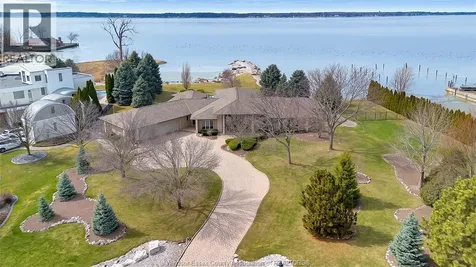 30 Emerald Lane Amherstburg ON N9V 3R3