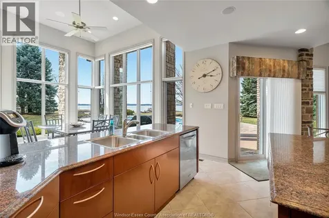 30 Emerald Lane Amherstburg ON N9V 3R3