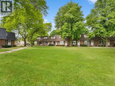 256 Victoria Street South Amherstburg ON N9V 2K5