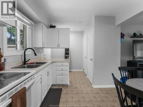 256 Victoria Street South Amherstburg ON N9V 2K5