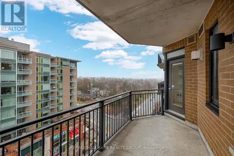 420 Berkley Avenue Ottawa ON K2A 4H5