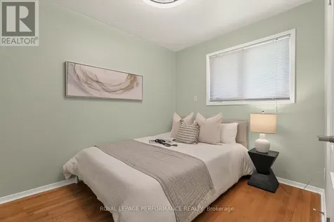 898 Charleswood Avenue Ottawa ON K1K 0W3