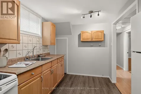 898 Charleswood Avenue Ottawa ON K1K 0W3