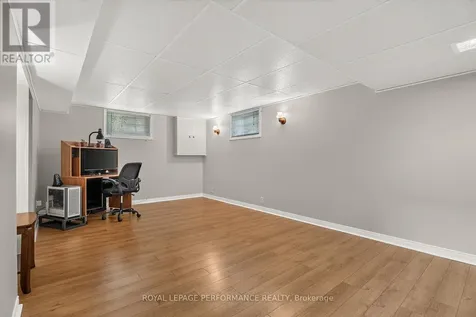898 Charleswood Avenue Ottawa ON K1K 0W3