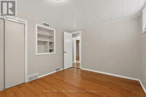 898 Charleswood Avenue Ottawa ON K1K 0W3