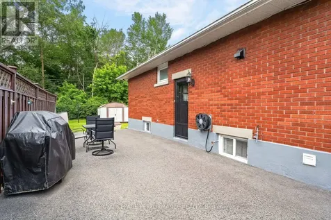 898 Charleswood Avenue Ottawa ON K1K 0W3