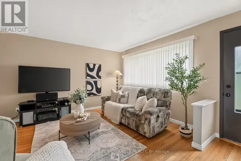 898 Charleswood Avenue Ottawa ON K1K 0W3