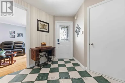 6582 Richer Drive Ottawa ON K1C 3G4