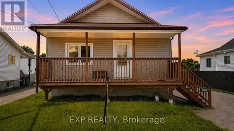 458 Catherine Street Hawkesbury ON K6A 1Z9