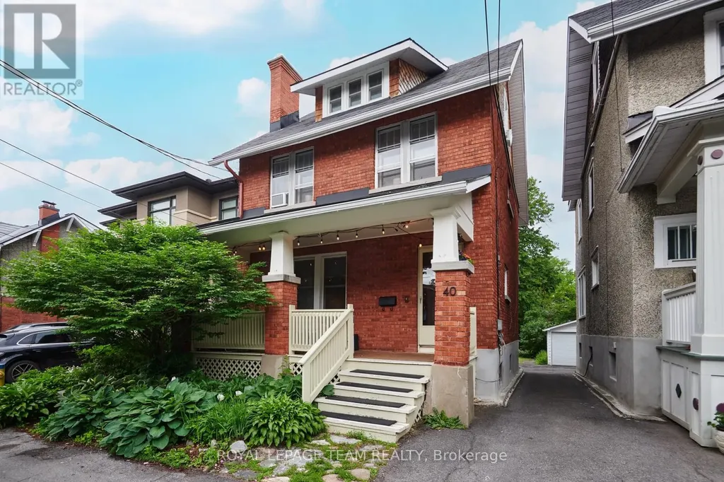 40 Grosvenor Avenue Ottawa ON K1S 4S2