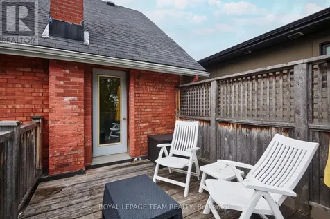 40 Grosvenor Avenue Ottawa ON K1S 4S2