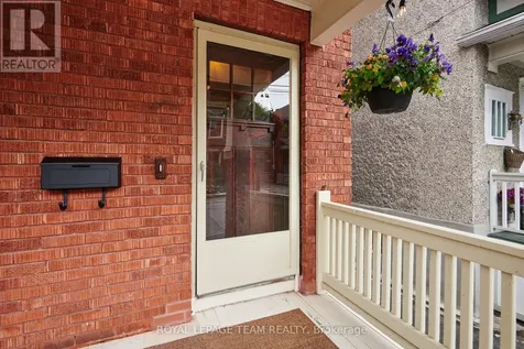 40 Grosvenor Avenue Ottawa ON K1S 4S2