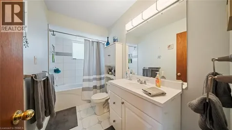 6442 Taylor Street Niagara Falls ON L2G 2G1