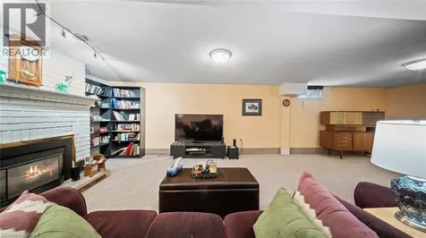 6442 Taylor Street Niagara Falls ON L2G 2G1