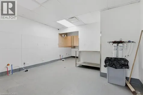 84 John Street Hamilton ON L8N 2C1