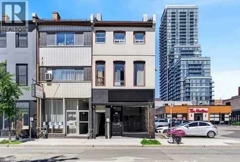 84 John Street Hamilton ON L8N 2C1