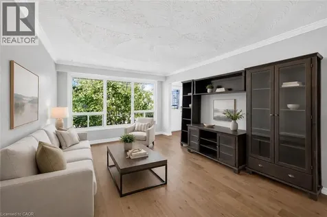 340 Fairlawn Street Oshawa ON L1J 4R3