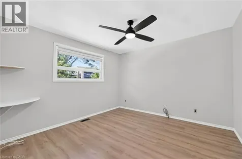 340 Fairlawn Street Oshawa ON L1J 4R3