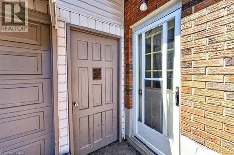340 Fairlawn Street Oshawa ON L1J 4R3