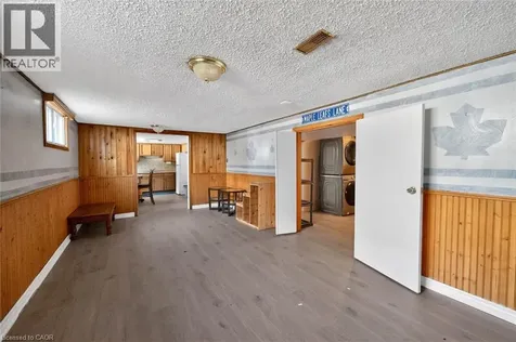 340 Fairlawn Street Oshawa ON L1J 4R3