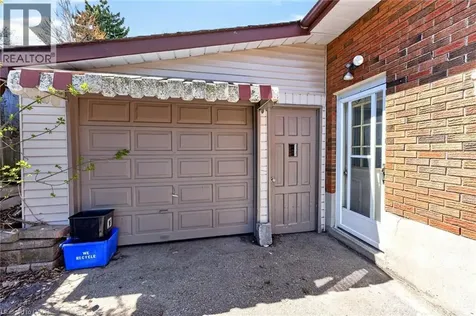 340 Fairlawn Street Oshawa ON L1J 4R3