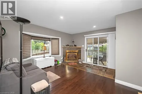 2 Cherry Avenue Grimsby ON L3M 2G9