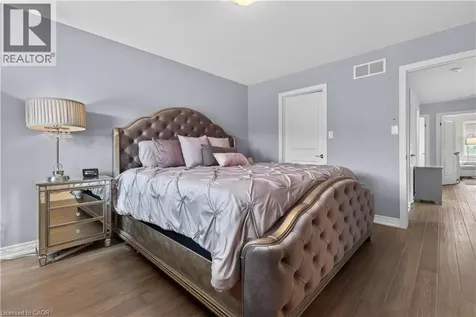 98 Shoreview Place Stoney Creek ON L8E 0J4