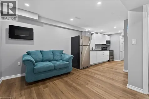 98 Shoreview Place Stoney Creek ON L8E 0J4