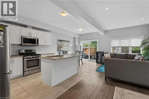 98 Shoreview Place Stoney Creek ON L8E 0J4