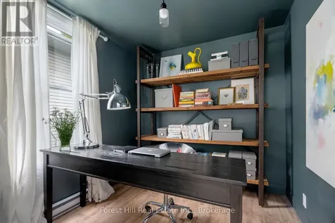 461 Fifth Street Collingwood ON L9Y 4B1