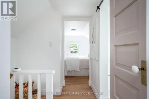 461 Fifth Street Collingwood ON L9Y 4B1