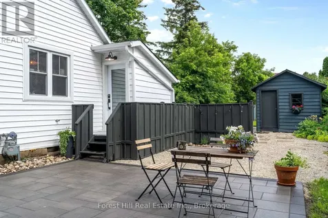 461 Fifth Street Collingwood ON L9Y 4B1