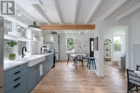461 Fifth Street Collingwood ON L9Y 4B1