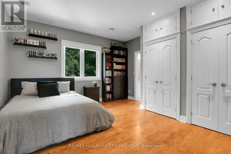 1705 Silver Bark Avenue Ottawa ON K1C 7A9