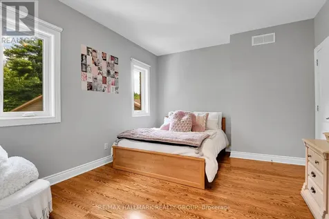 1705 Silver Bark Avenue Ottawa ON K1C 7A9