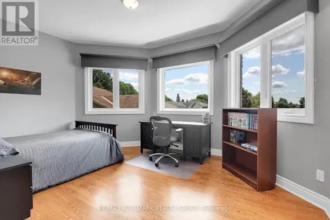 1705 Silver Bark Avenue Ottawa ON K1C 7A9