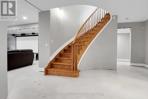 1705 Silver Bark Avenue Ottawa ON K1C 7A9