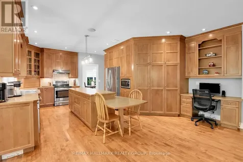 1705 Silver Bark Avenue Ottawa ON K1C 7A9