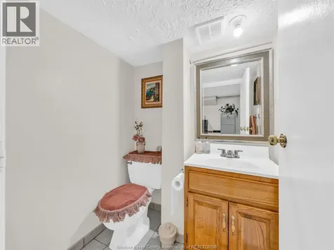 1863 Pillette Road Windsor ON N8T 1P2