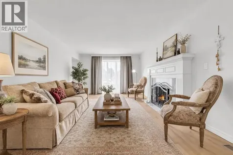 28 Cleophas Drive Lakeshore ON N8N 4J9