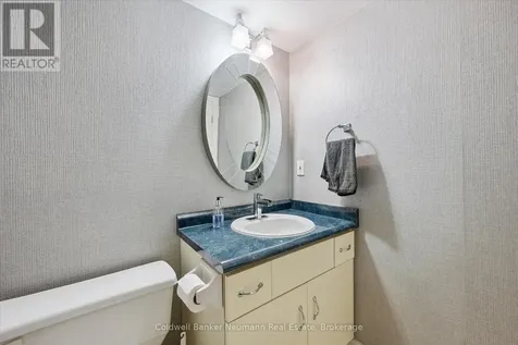 35 Monticello Crescent Guelph (kortright East) ON N1G 2M1