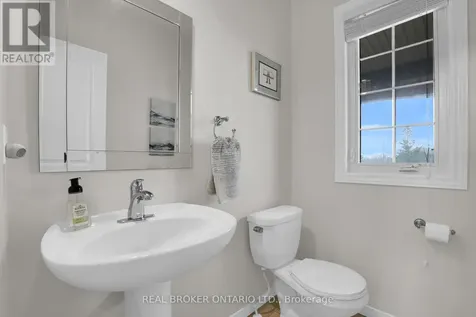 31 Townsend Drive Woolwich ON N0B 1M0