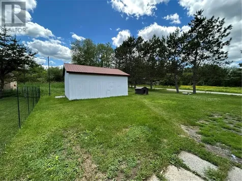 41 King Street E. St. Charles ON P0M 2W0
