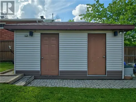 34 Cherrywood Crescent Sudbury ON P3B 3Z8