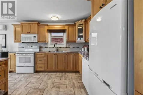 34 Cherrywood Crescent Sudbury ON P3B 3Z8