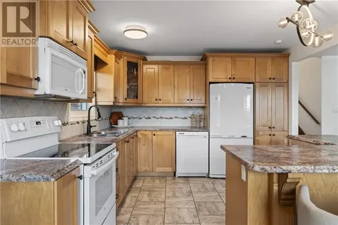 34 Cherrywood Crescent Sudbury ON P3B 3Z8