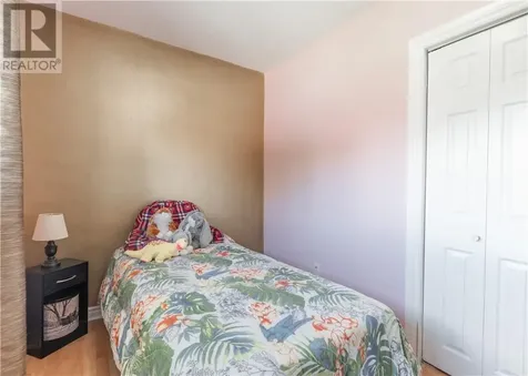 4490 Elizabeth Crescent Val Therese ON P3P 1S7