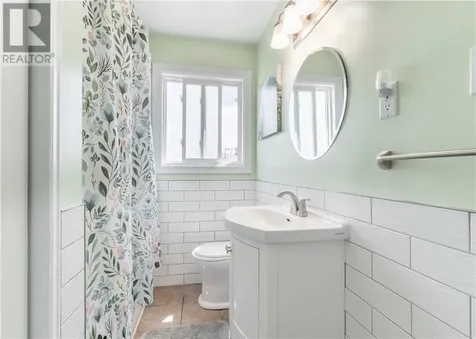 4490 Elizabeth Crescent Val Therese ON P3P 1S7