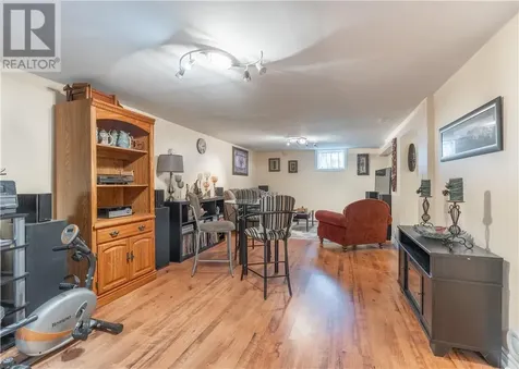 4490 Elizabeth Crescent Val Therese ON P3P 1S7